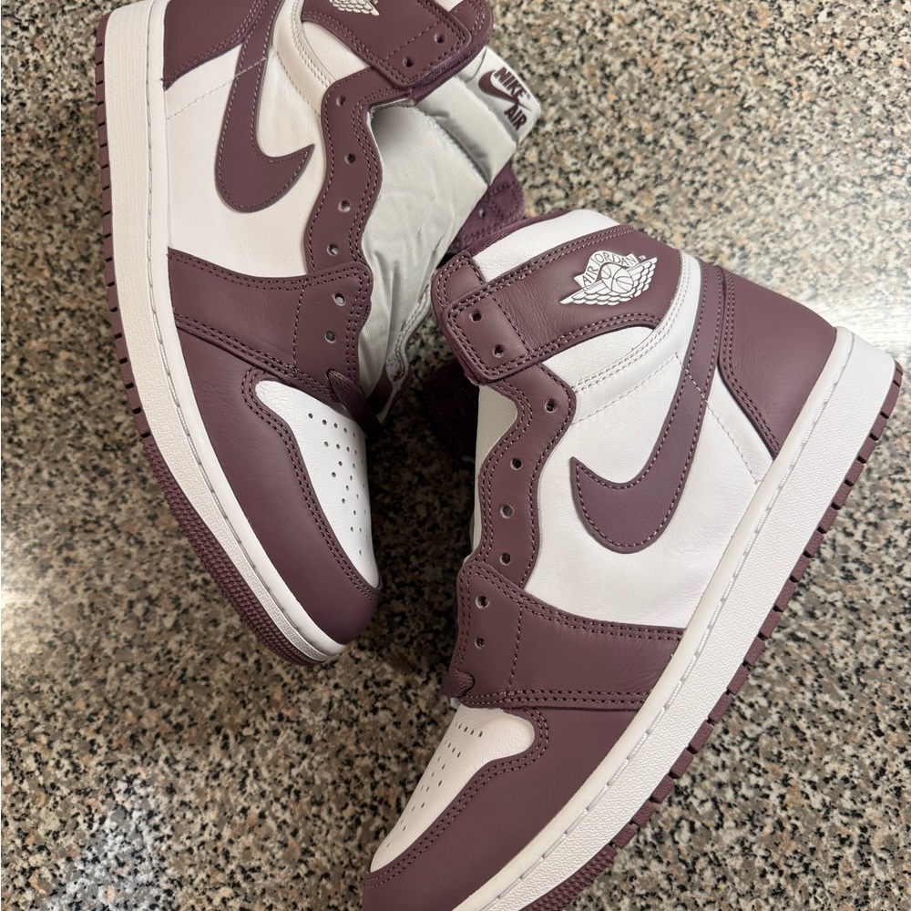 Nike Air Jordan 1 Men's Sizes Retro OG High White/Sky J Mauve DZ5485-105 NEW - Picture 2 of 14